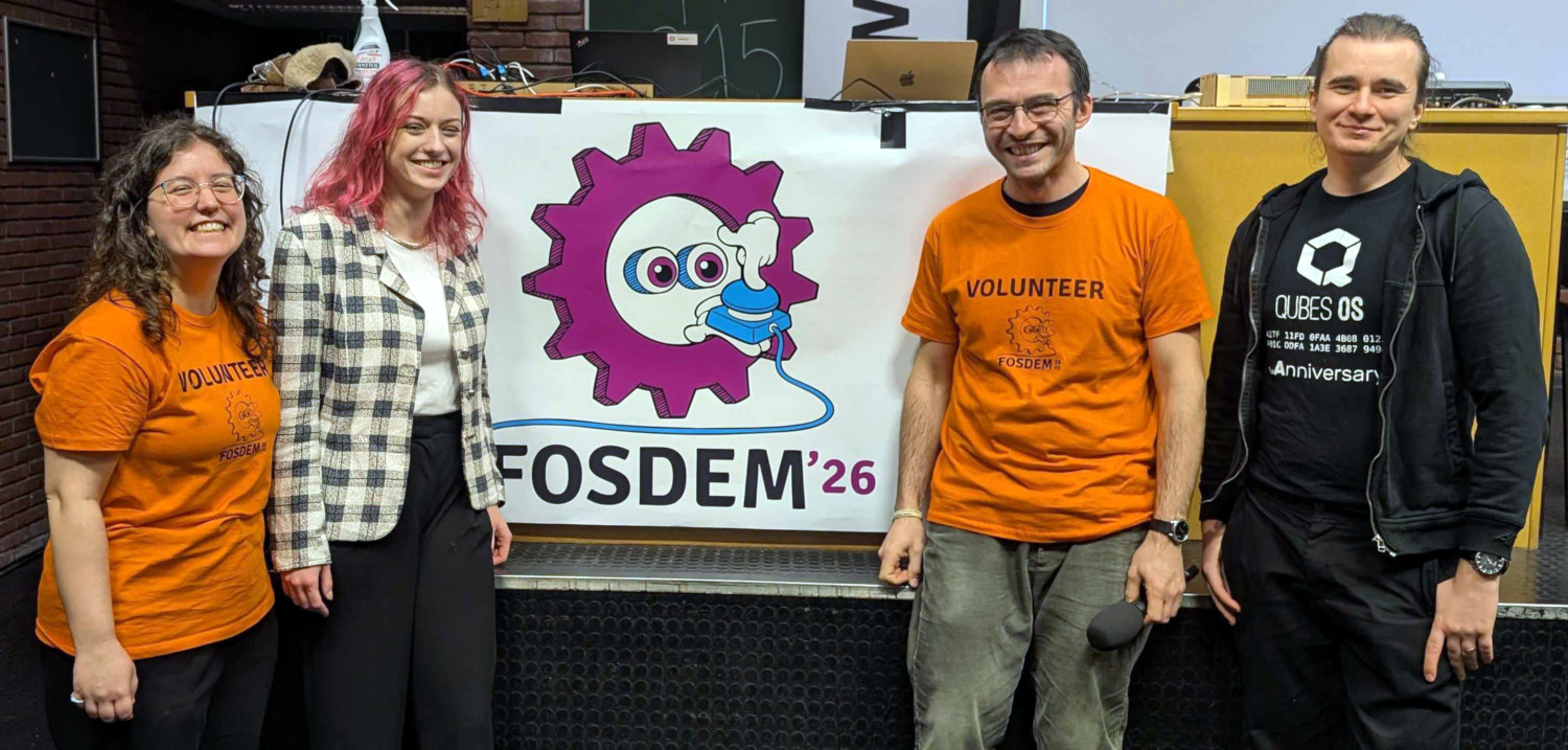 Daria presenting at FOSDEM